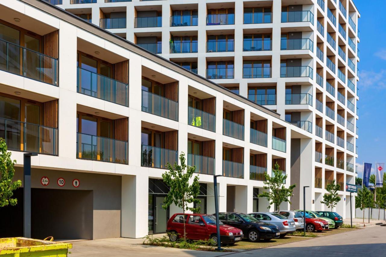 Warsaw Praga Kokoryczki Apartments With Parking By Noclegi Renters Exterior foto